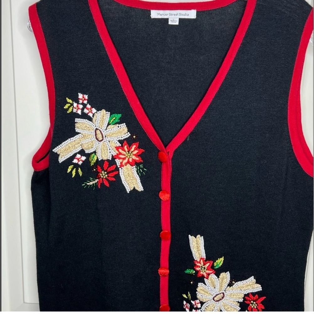 Mercer Street Studio Christmas Vest Size Large